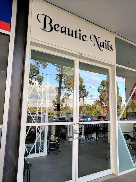 Photo: Beautie Nails